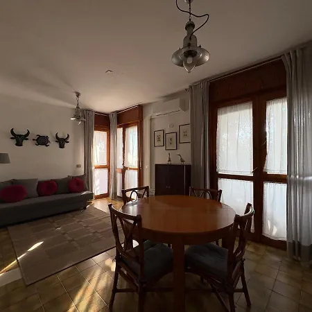 Lägenhet Alga House *
