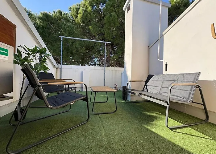 Alga House *